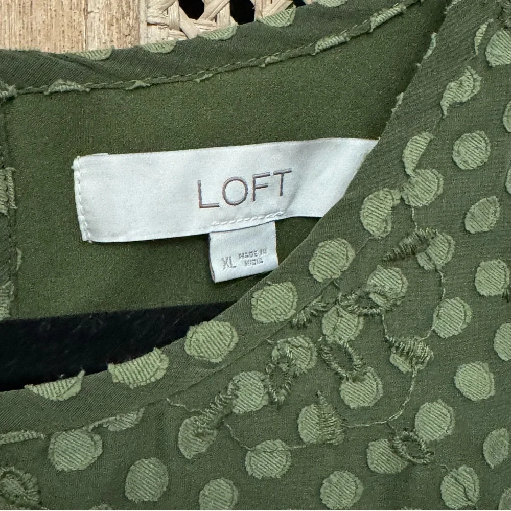 LOFT womens green